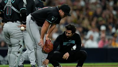 Christian Walker's 2-run single in the 10th gives the Diamondbacks a 7-5 win against the Padres