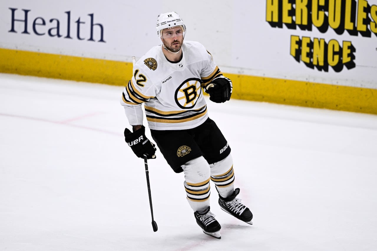 Bruins make lineups changes on forward and defense for Game 6