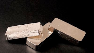 Silver Price Forecast: XAG/USD nosedives to near $29 as China offers sluggish fiscal boost