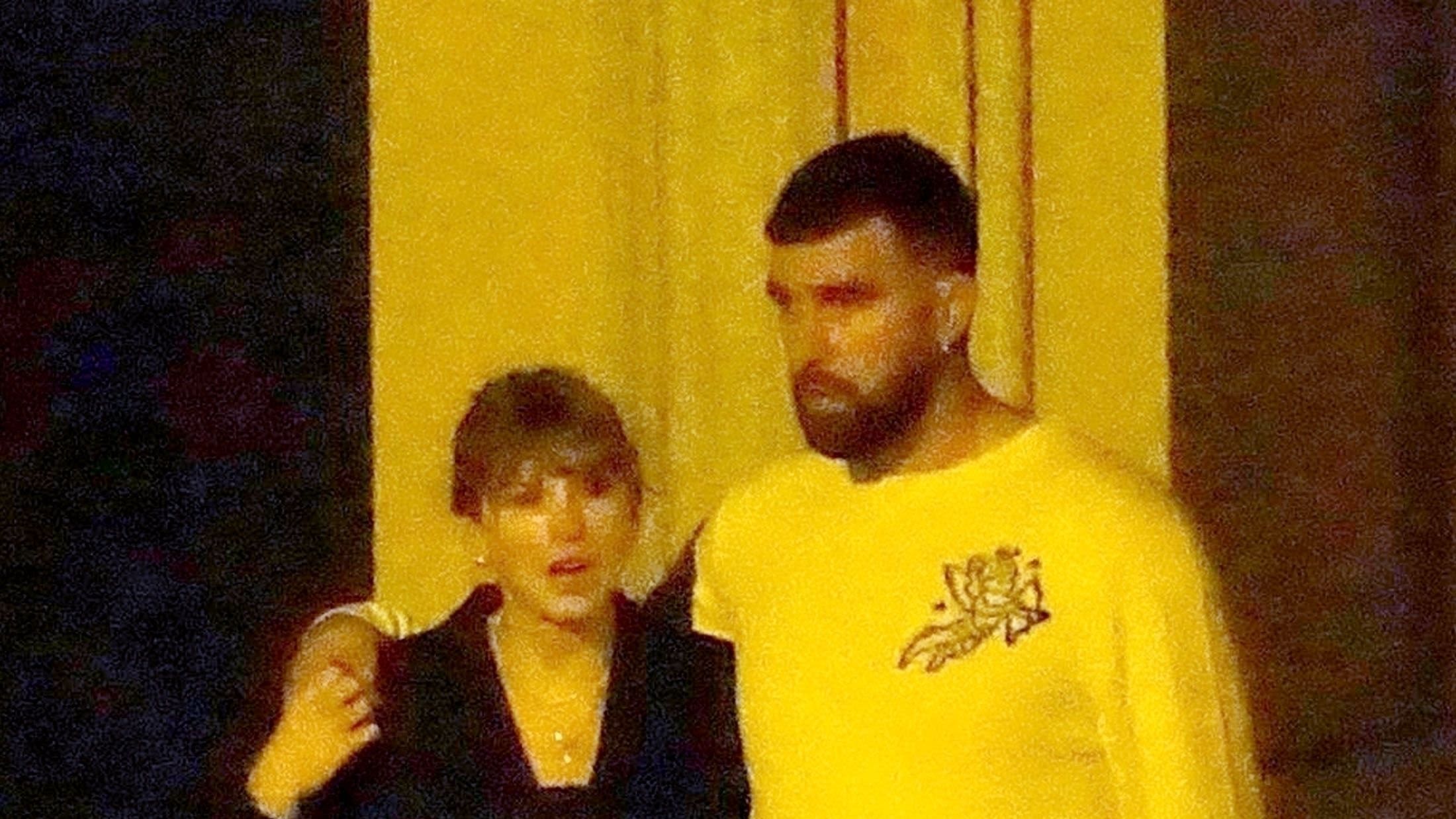 Taylor Swift and Travis Kelce Were Spotted Making Out on a Boat in Italy