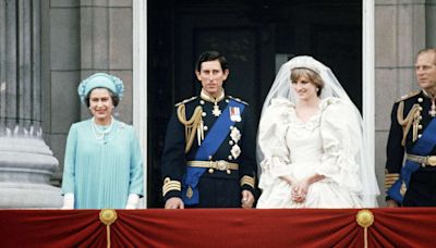 ...Know What Queen Elizabeth II Said to Princess Diana on the Buckingham Palace Balcony Following Her Royal Wedding Ceremony