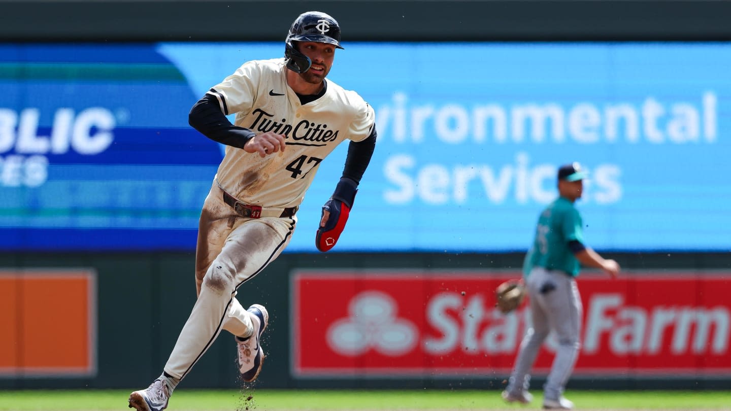 Twins batter Mariners in 11-1 victory in series finale