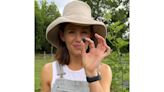 Jennifer Garner Nails Country Chic as She Picks Blackberries on Her Oklahoma Farm