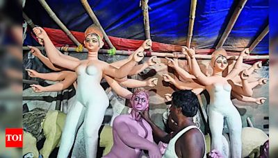 Exciting Durga Puja Celebrations Featuring Terracotta Idols and Pala Artwork in Patna | Patna News - Times of India