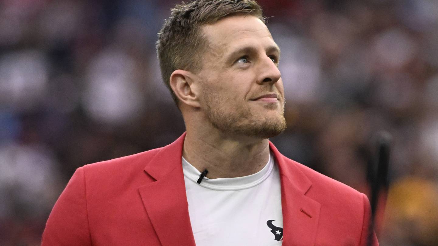 J.J. Watt opens door to play for Texans, former teammate DeMeco Ryans