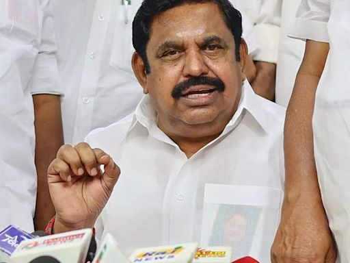 AIADMK chief Edappadi K Palaniswami tells DMK regime to give 'free hand' to police - The Economic Times