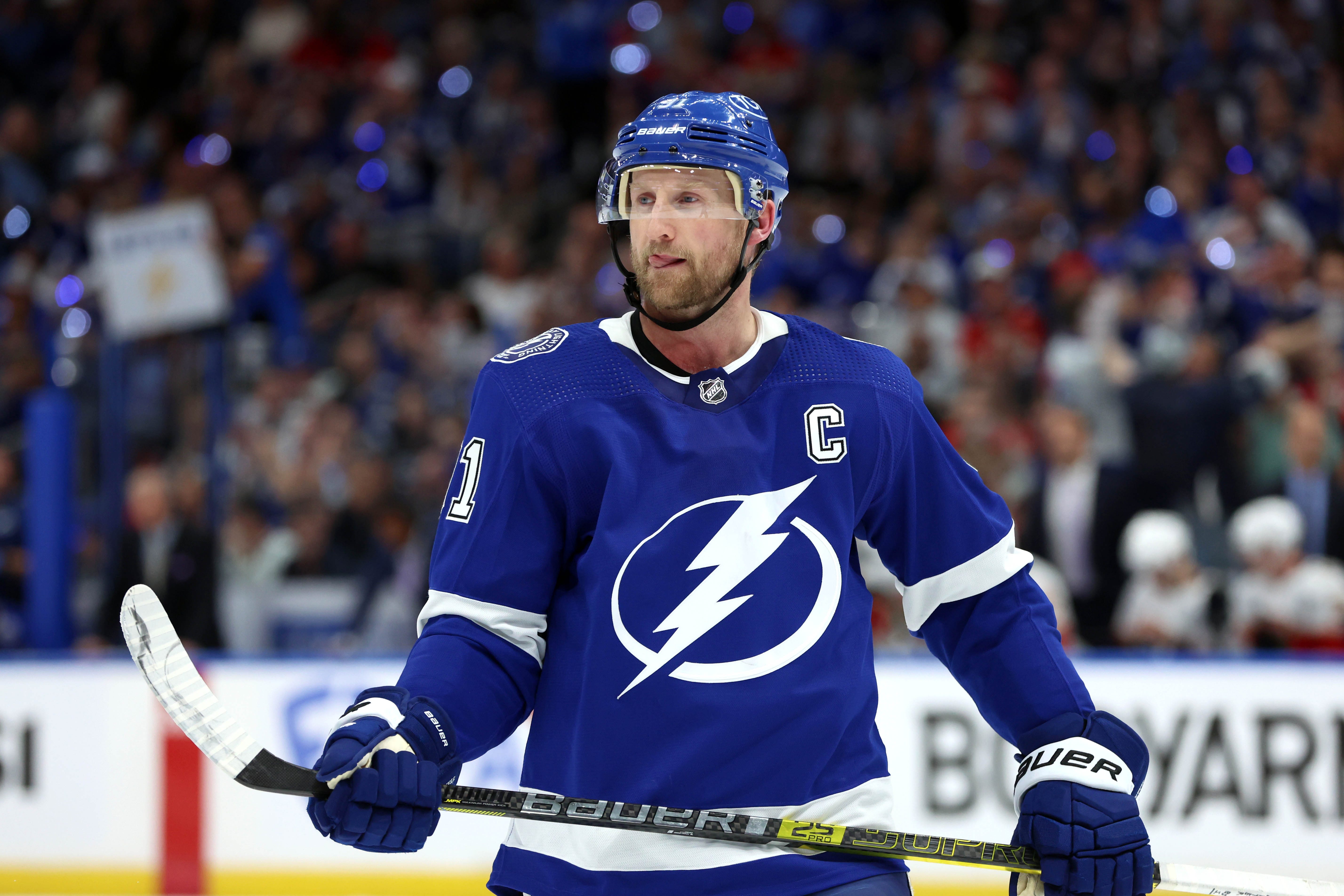 NHL free agency live updates: Who has signed deals on first day?