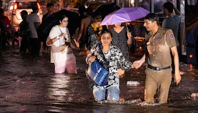 Weather update: IMD predicts more rain in Delhi, Kerala today; issues orange alert in Haryana, Punjab, and 9 more states | Today News