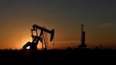 US drillers cut oil and gas rigs for 4th week to lowest since Dec 2021 -Baker Hughes