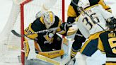 Crosby scores 42nd goal, Penguins keep playoff hopes alive with 4-2 win over Predators