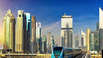 Dubai Metro free parking: Skip traffic and ride the train!