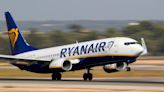 Los pilotos belgas de Ryanair planean una huelga durante las vacaciones de verano -sindicato