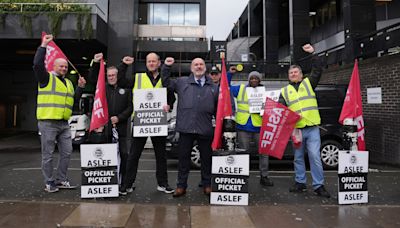 Train drivers to vote on pay offer aimed at ending long-running dispute