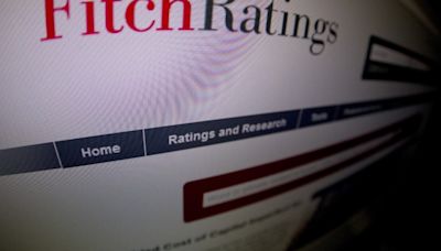 Fitch Ratings alerta sobre desafíos fiscales que restringen calificación de Colombia