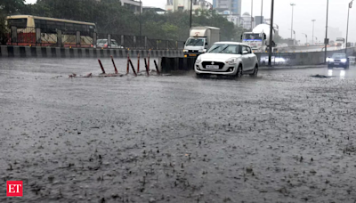 Mumbai weather alert: Rains, thundershowers forecast for Thursday, three days after Ghatkopar incident
