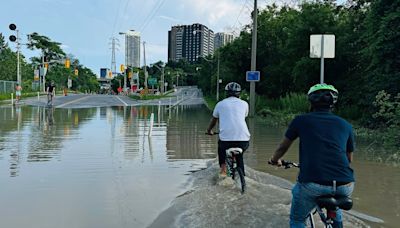 Toronto flood clean-up continues, with thousands still without power after storm