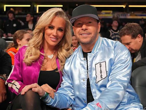 Jenny McCarthy Issues a Bold Response to Donnie Wahlberg Divorce Rumors