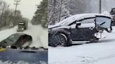 影/嚇到漏尿！黑車雪地玩命超車 慘對撞鏟雪車「後半部離奇消失」