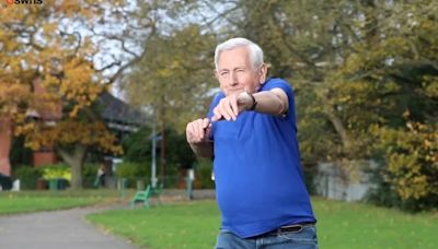 Tiene 92 años, practica artes marciales y camina 11 kilómetros al día: Lew Burja reveló su método