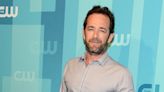 Luke Perry mantuvo un romance secreto con Madonna, según Tori Spelling