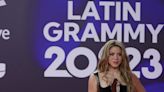 Shakira, Sebastián Yatra y las cejas de Rosalía, en la alfombra roja de los Latin Grammy