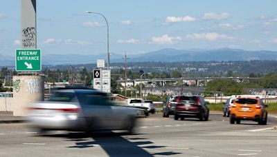 Weather delays I-5 squeeze in Everett | HeraldNet.com