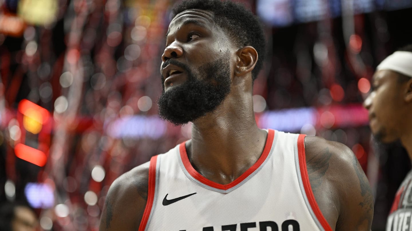 Portland Trail Blazers Still Owe Deandre Ayton A Lot Of Money