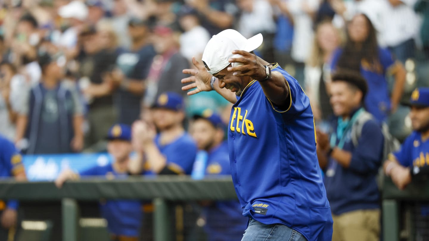 Seattle Mariners' Legend Ken Griffey Jr. Got Paid $3.5 Million on Monday; Here's Why