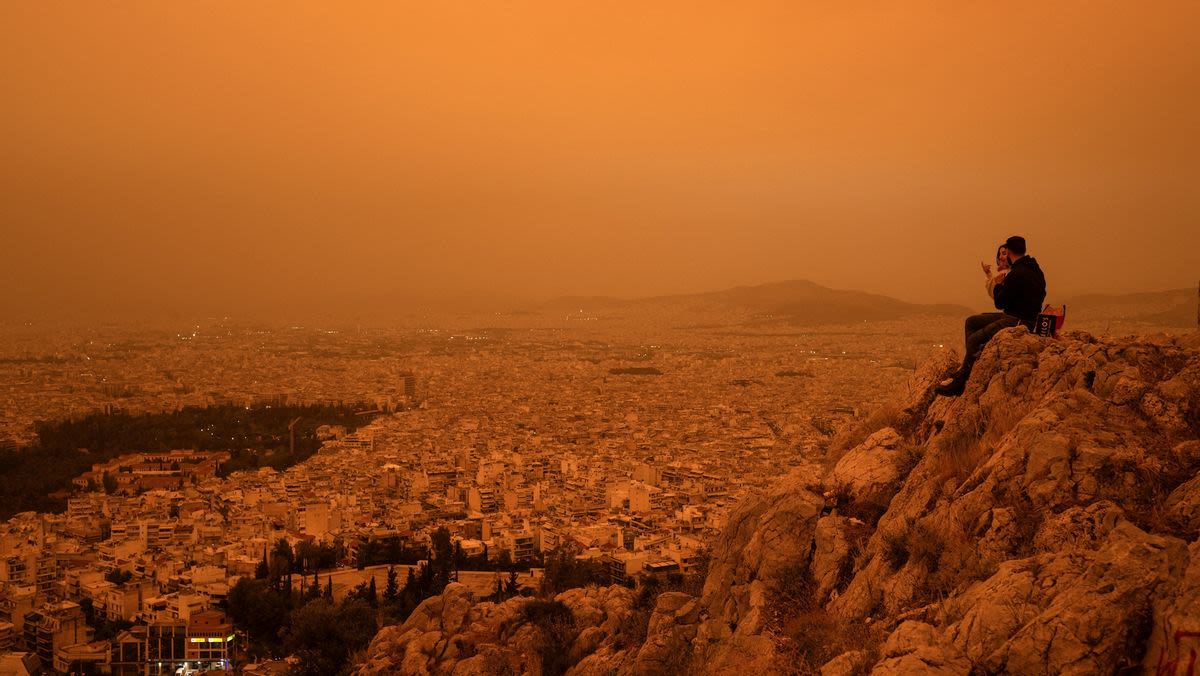 Fact Check: Viral Pics Captured Stunning Orange-Hued Skies Over Athens During April 2024 Dust Storm