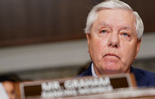 Lindsey Graham says the FBI is investigating a possible hack of his phone - Boston News, Weather, Sports | WHDH 7News