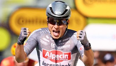 Mark Cavendish misses out in his final Tour de France sprint as Jasper Philipsen wins stage 16