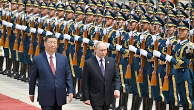 China y Rusia dicen estar de acuerdo con una solución política a la "crisis" en Ucrania