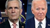 Empieza la ‘rebelión’ contra Biden: Legislador demócrata pide que renuncie a candidatura presidencial