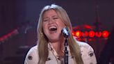 Kelly Clarkson Delivers ‘Simply Irresistible’ Robert Palmer Cover
