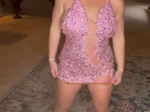 Britney Spears dons sparkly pink dress for latest dance video