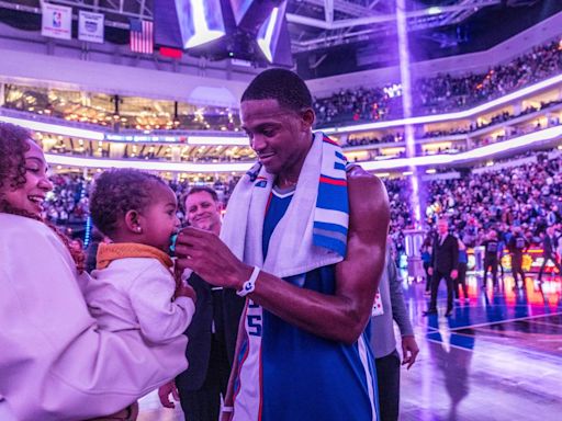 Sacramento Kings point guard De’Aaron Fox and wife Receee expecting their second child