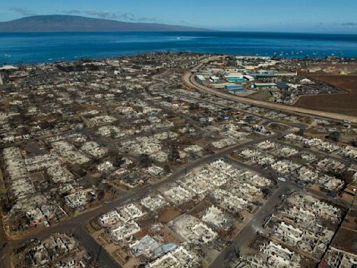 A judge is forcing Hawaii to give wildfire investigation documents to lawyers handling lawsuits