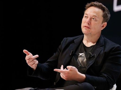 Musk to move SpaceX and X HQ over gender identity law