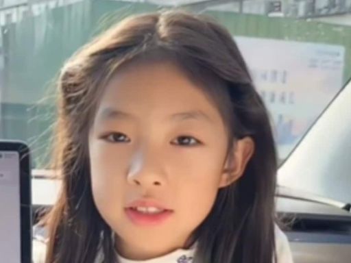 Elon Musk Responds To Little Girl From China Who Flagged A Problem With Her Tesla - News18