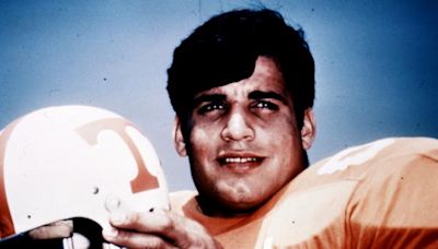 College Football Hall of Famer Chip Kell Passes Away At Cohutta, Ga.