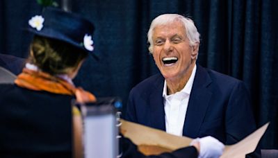 Biggest celebs at Phoenix Fan Fusion 2024: Dick Van Dyke, Simu Liu, Gina Torres and more