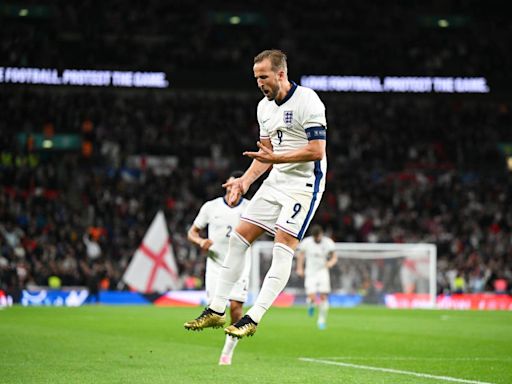 Jordan Pickford predicts more England records for Harry Kane after 100th cap