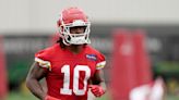 Jerick McKinnon praises Chiefs rookie RB Isiah Pacheco for top-tier work ethic