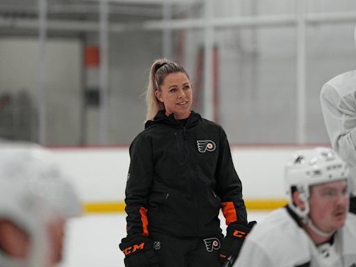 Kraken hiring Campbell will open doors for women, Flyers guest coach says | NHL.com