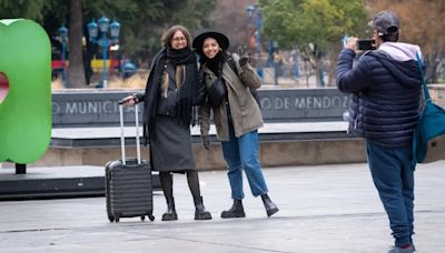 Mendoza sigue en alerta por temperaturas extremas: cómo va a estar el tiempo mañana | Sociedad