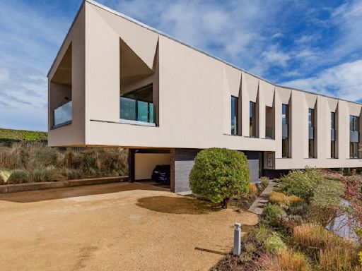 This Striking $4 Million Oceanfront Home Is Located in Dublin’s Equivalent of the Hamptons