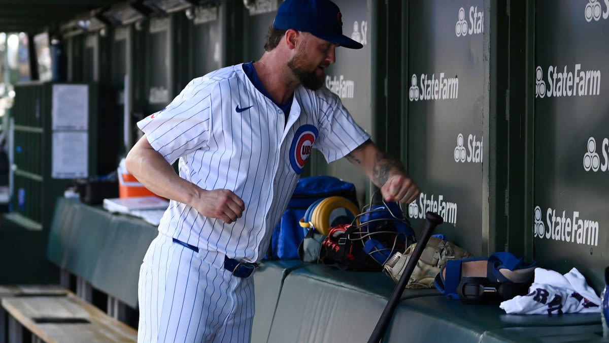 Cubs reliever Colten Brewer breaks hand after punching wall at Wrigley Field: Reports