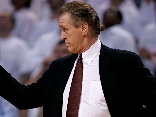 Miami Heat Supporters Begging for Pat Riley to Retire
