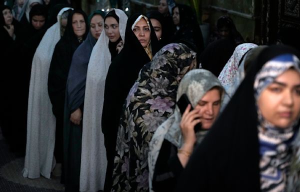 Tehran police close Turkish Airlines office after its employees defy Iran's headscarf law