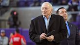 LeBron James and others' focus on 1957 Jerry Jones photo obscures the point; it's about what Cowboys owner has done since